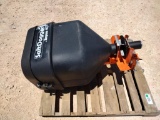 Unused Salt Dogg TGSUV1B Tailgate Spreader