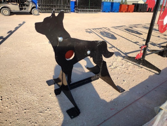 Unused 3/8'' AR500 Steel Coyote Shooting Target w/Heart Flapper