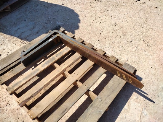 (1) Set 42" Forklift Forks