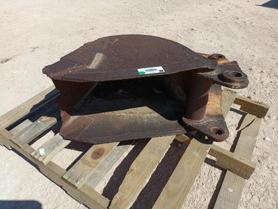 Case 14" Digging Bucket