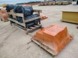 (1) Bag of 3'' (4) Bags 4'' Rebar Chairs and (190) Rebar Safety Caps