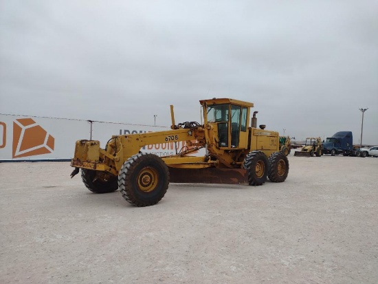1989 John Deere 670B Motor Grader
