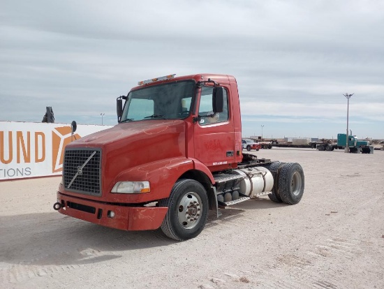 2004 Volvo Truck... Tractor, Day Cab, Single Axle