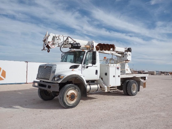 2012 International WorkStar 7300 Digger Derrick Truck