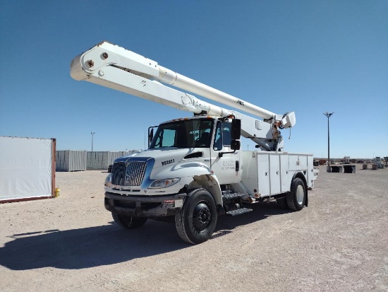 2009 International DuraStar 4300 Bucket Truck