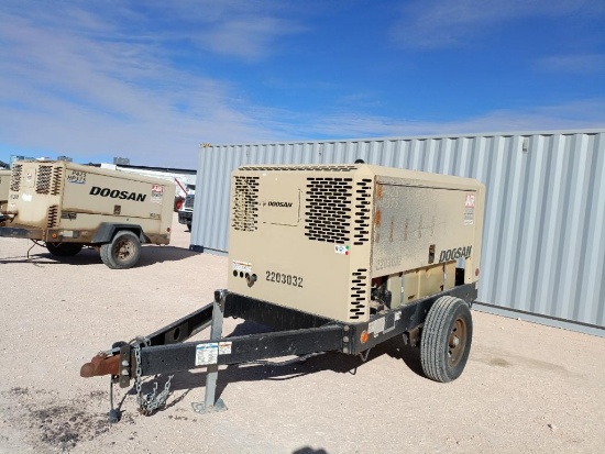 Doosan P425 Portable Air Compressor