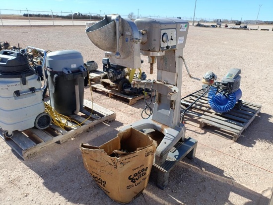 Hobart D-300 Mixer