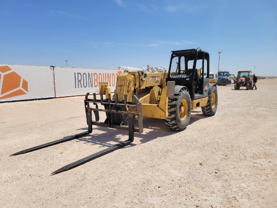 Cat TH83 Telescopic Forklift