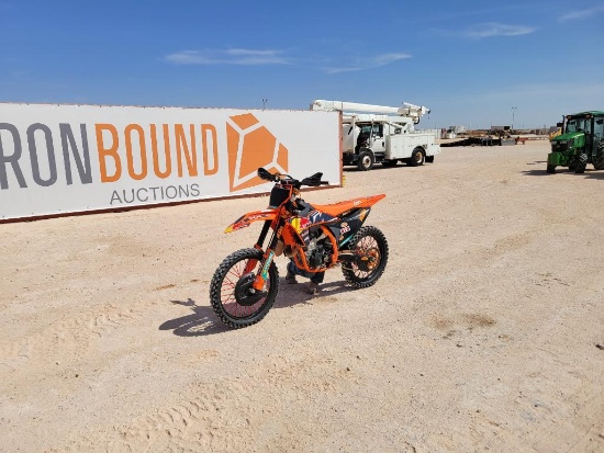 KTM 250 SX-F Dirt Bike