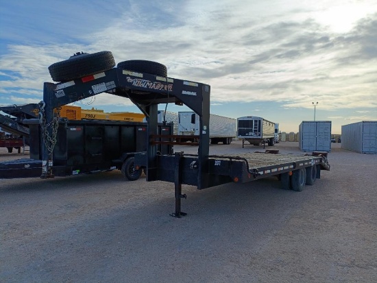 2004 Towmaster Gooseneck Trailer