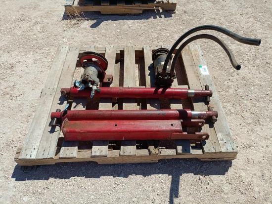 (2) Hydraulic Cylinder, Air Conditioner Pump, Hydraulic Pump