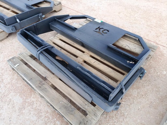 Unused 45'' Skid Steer Fork Frame V2 w/42'' Forks