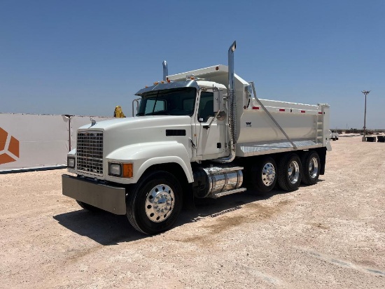 2011 Mack CHU613PRD Dump Truck