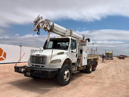 2010 Freightliner Business Class M2 Digger Derrick Truck