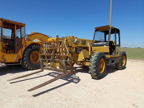 Cat TH63 Telescopic Forklift