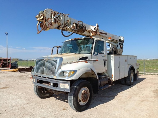 2007 International Digger Derrick Truck ( Does not Run )