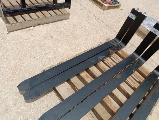 (1) Set Unused 5ft Forklift Forks