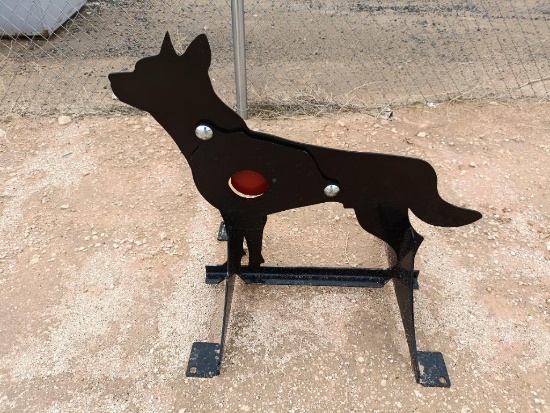 Unused 3/8'' AR500 Steel Coyote Shooting Target w/Heart Flapper