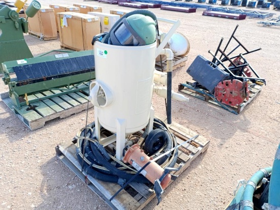 Axxiom Sandblasting Pot