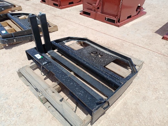 Unused 45'' Skid Steer Fork Frame V2 w/42'' Forks