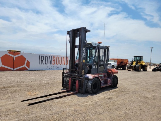 Taylor THD-120 Forklift