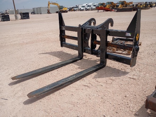 Pemberton Fork Attachment w/6Ft Forks, Fits on Cat 930