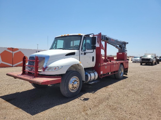 2019 International DuraStar 4300 Roustabout Truck