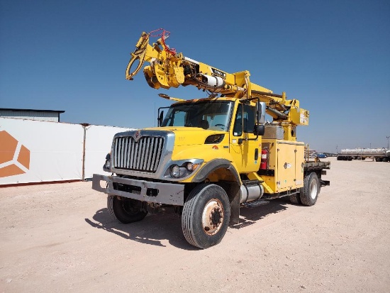 2012 International WorkStar 7400 Digger Derrick Truck