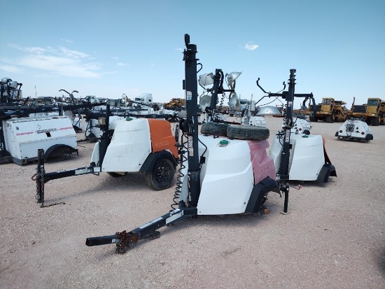 (4) Parts Machine Magnum Light Towers