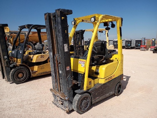 Hyster S30FT Forklift (Does Not Run, Parts Missing)