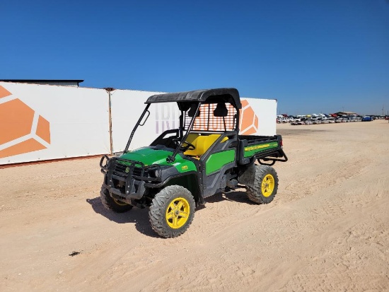 2015 John Deere 825i Gator
