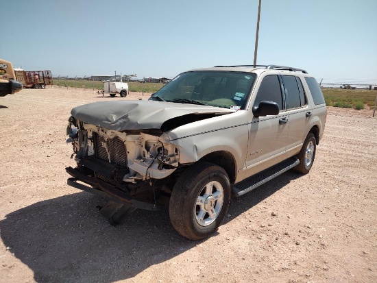 2004 Ford Explorer XLT