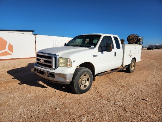 2006 Ford F-350 XLT Service Truck