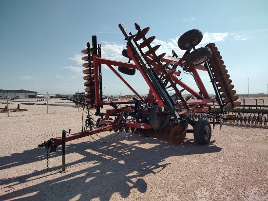 Case 340 True Tandem 27ft Disc