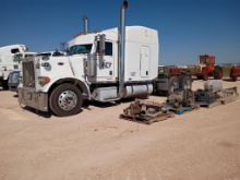 Peterbilt 379 Truck VIN# 46097 (Does Not Run, Engine Disassembled)