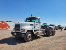 Mack Truck Tractor