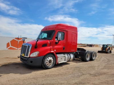 2015 Freightliner Cascadia 132 Truck Tractor