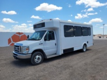 2013 Ford E-450 Super Duty Passenger Bus