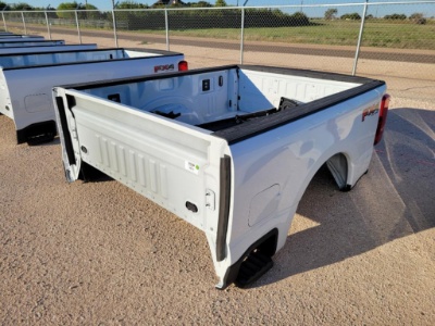 2023 Ford F-250 & F-350 Truck Short Bed w/Rear Bumper & Frame Mount Bumper Pull Hitch