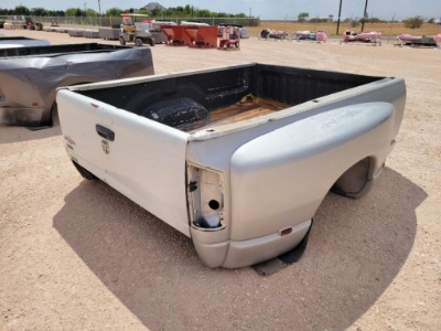 Dodge Ram Dually Pickup Bed