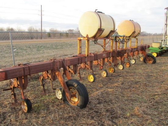 IH 146 Crop Maker Plow