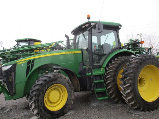 JD 8285R Tractor