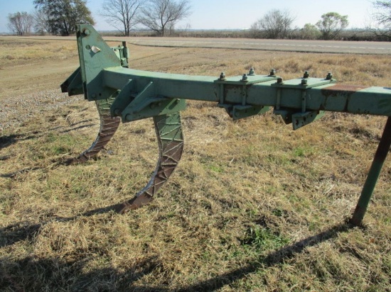 JD 900 Subsoiler