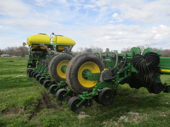 JD 1770 NT Planter