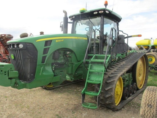 JD 8320RT Tractor