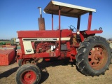 IH 766 Tractor