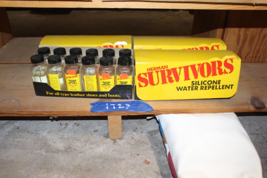4- Case of Herman Survivors Silicone Water Repellent