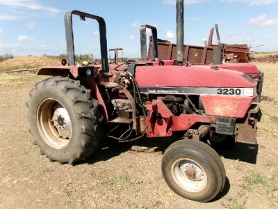 CIH 3230 Tractor