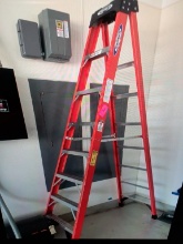 8 FOOT LADDER