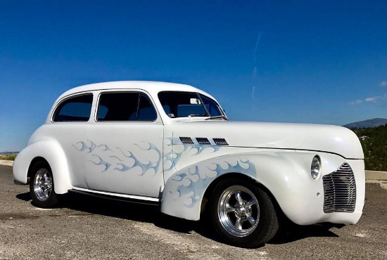 1940 Pontiac Chieftan Deluxe Custom Street Rod